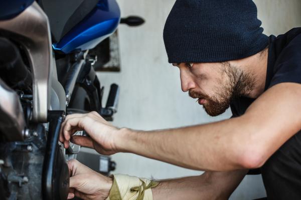 como comprobar que el regulador esta fallando 48906 2 600 | Frotas Turbo