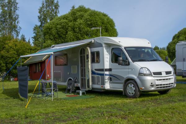 donde comprar los mejores accesorios para caravanas y autocaravanas 50968 0 600 | Frotas Turbo