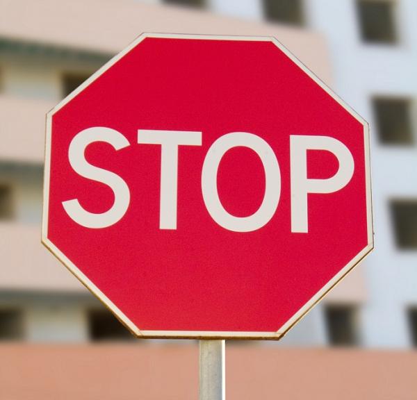 Como agir com um sinal de stop – 6 passos