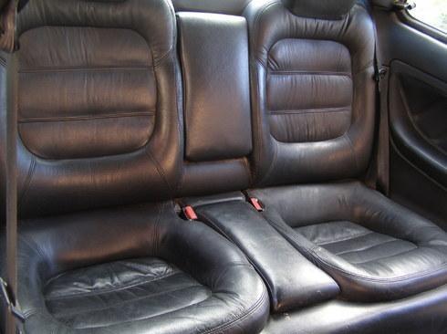 Como cuidar de assentos de couro para automóveis – 7 passos