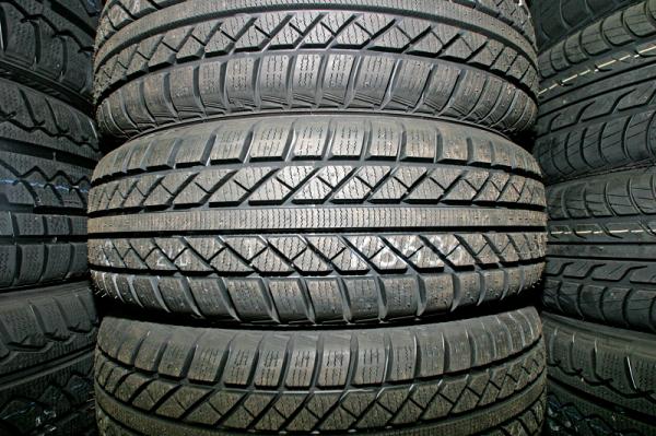 Como manter os seus pneus