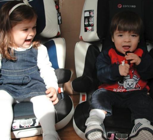 los asientos traseros son los mas seguros para un nino 48614 0 600 | Frotas Turbo