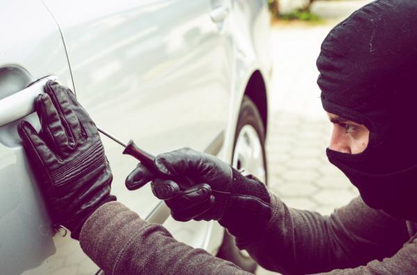 Truques para evitar ter o seu carro roubado – Os melhores truques aqui!
